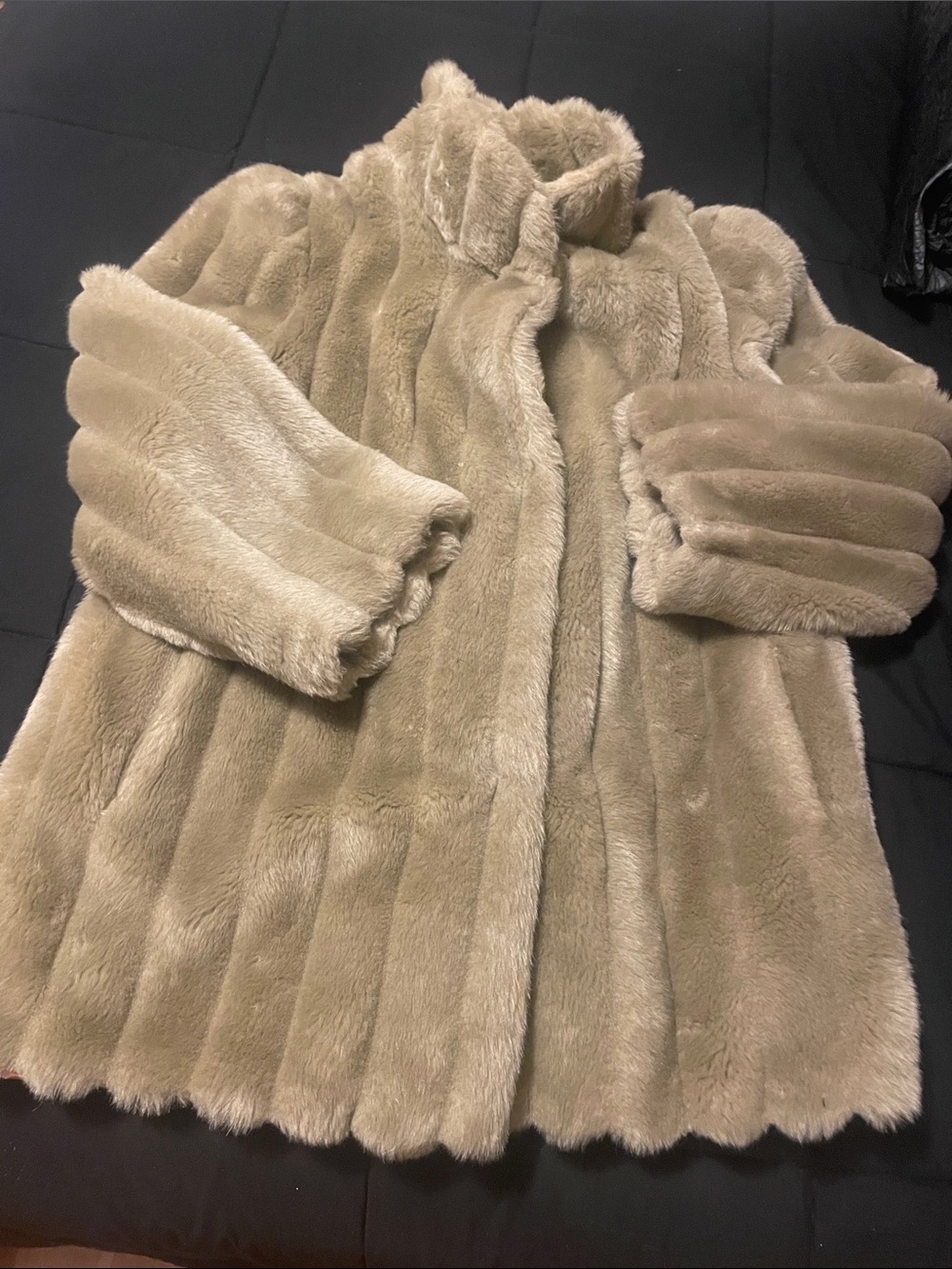 Vintage Faux Fur Coat in Light Taupe - Women’s Winter Jacket